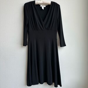 ✨$5/$25 WHBM SZ XS Faux Wrap Dress Office Career Wear Classy Modest VNeck Black